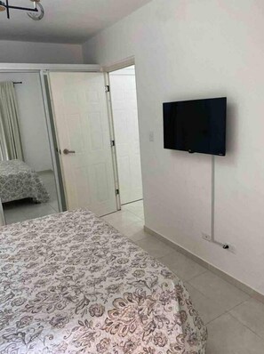 1 bedroom, iron/ironing board, free WiFi, bed sheets