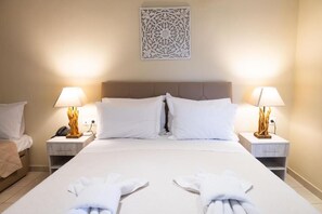 Superior Triple, Front of the Sea | Surmatelas, coffres-forts dans les chambres, décoration personnalisée
