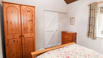 1 habitación, decoración personalizada y muebles diferentes