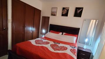 3 bedrooms, free WiFi, bed sheets
