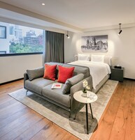 Down comforters, minibar, in-room safe, desk