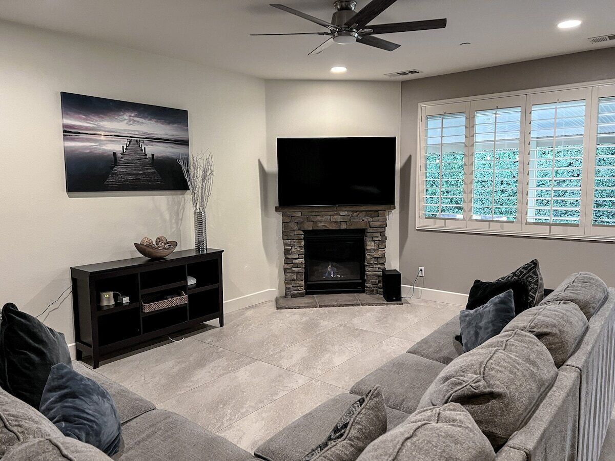 Casa Coachella-Spacious with heated pool!