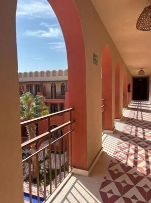Property grounds - Wake up to this stunning view- Studio + Double BDR. (Red Sea Governorate)