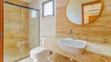 Departamento básico | Baño | Regadera