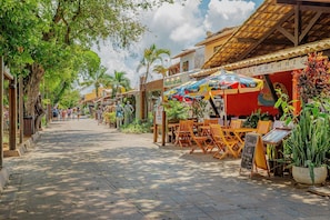 Basic-Apartment | Speisen im Freien