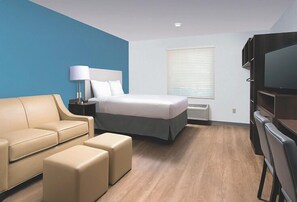 Literie de qualité, ameublement unique, bureau