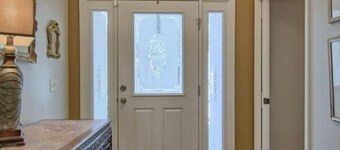 Luxurious Home in The Villages: 3 BR/3 BA 
Just updated