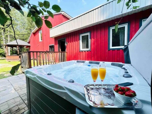Baignoire à remous extérieure