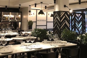 تناول الطعام