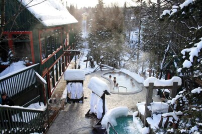 The Surf N Turf-Spa-Eastman-Lake Access