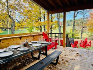 Outdoor dining - Unique Chalet 12 people / spa (Weedon)
