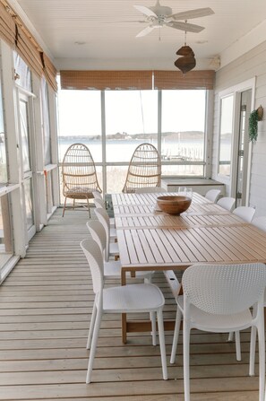Outdoor dining