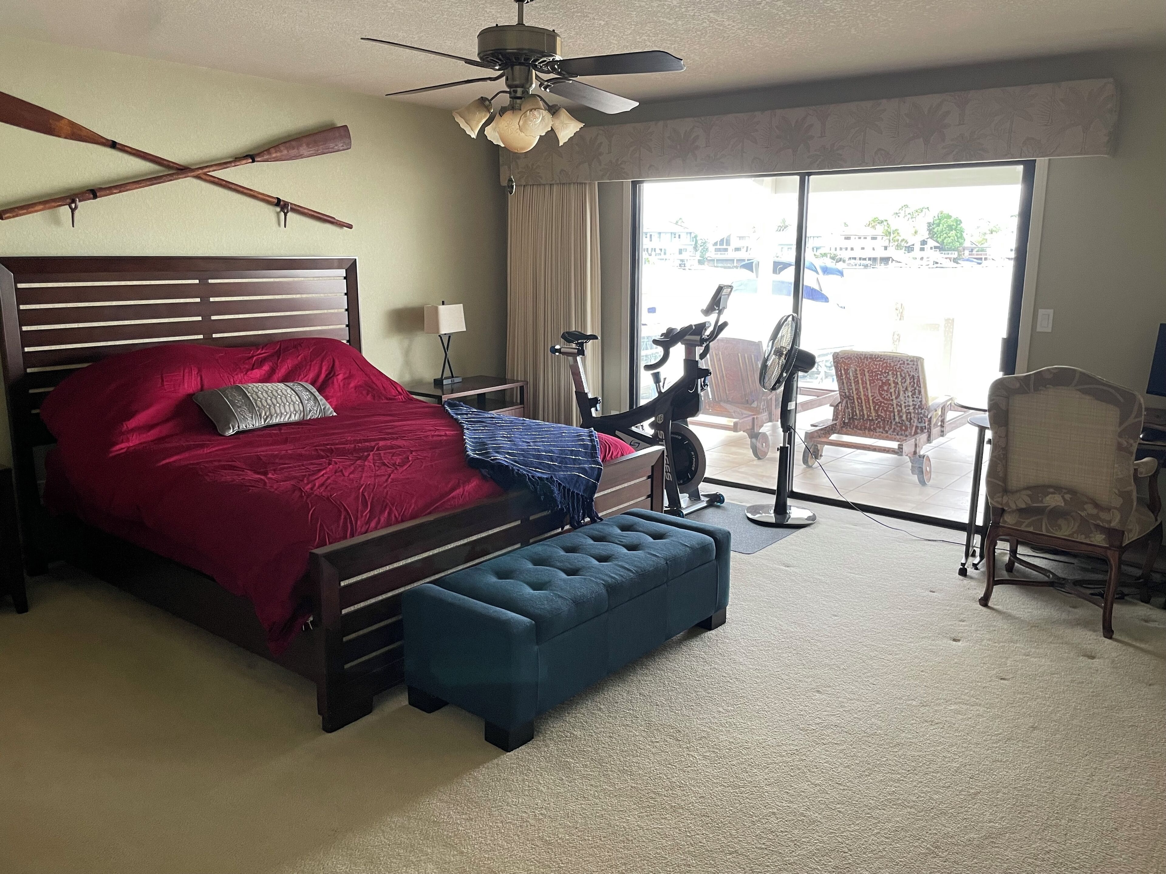 Discover Bay Home - 2,400 sq. ft.- Close to fast water, minutes to marina & gas