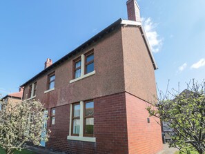 Exterior - Bisley House (Morpeth)