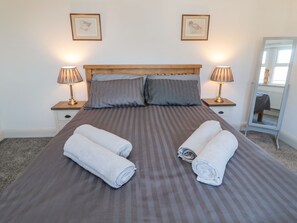 3 bedrooms, individually decorated, individually furnished, free WiFi - Bisley House (Morpeth)