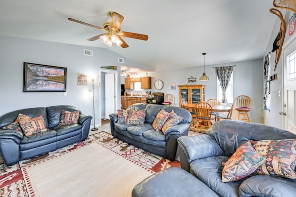 TV, fireplace, DVD player, books