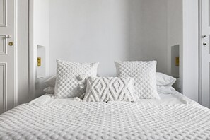 3 chambres, fer et planche à repasser, Wi-Fi gratuit