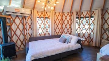 WiFi, bed sheets, wheelchair access