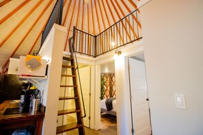 3 slaapkamers, reisbedje, wifi, beddengoed