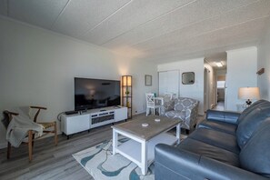 Smart TV, chimenea