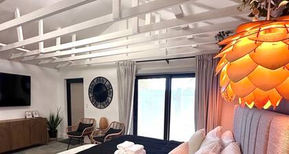 Zen.Modern.Hip “Studio 501” Beach|Scuba|Downtown