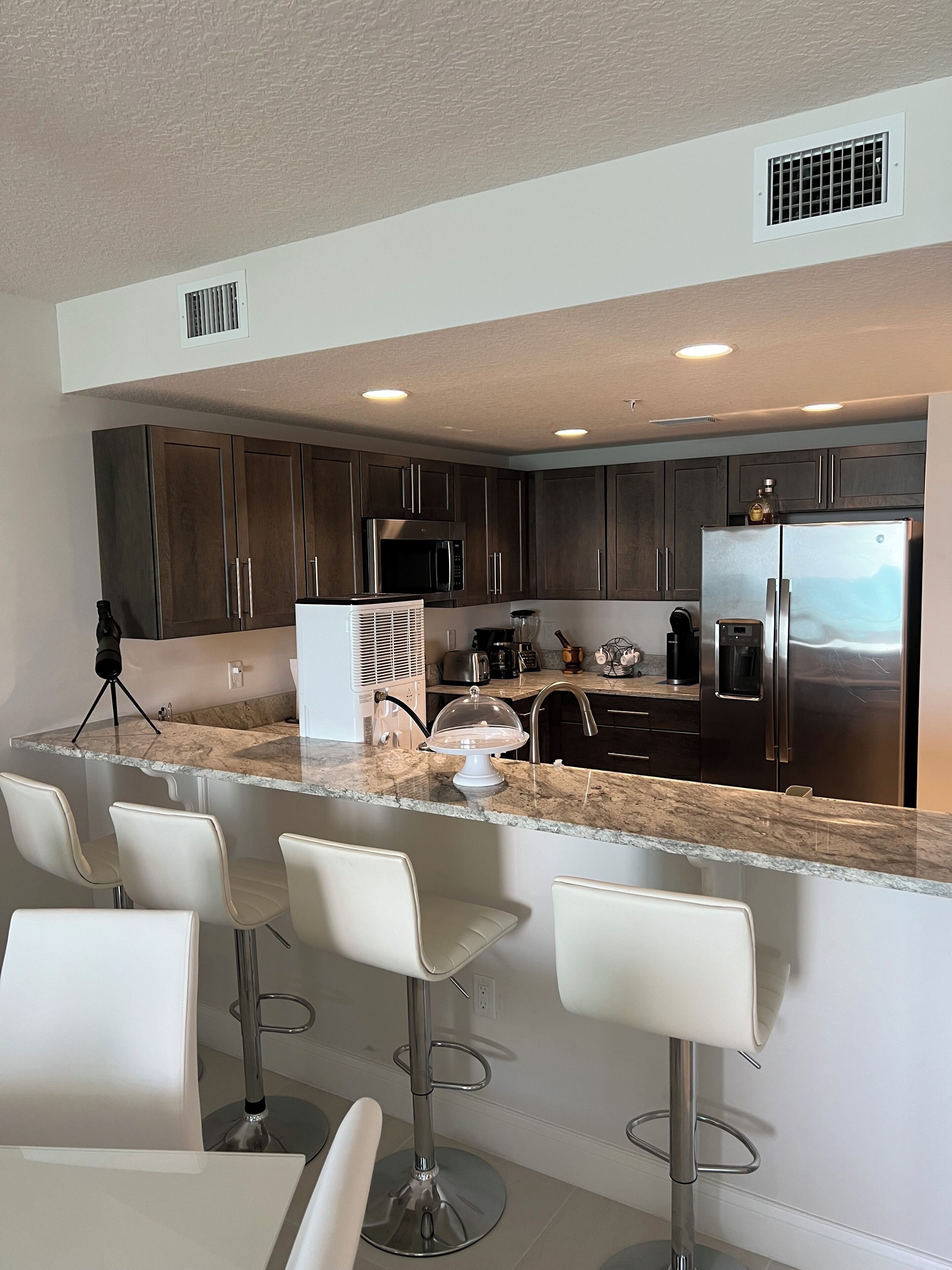 New 3b2b 8th floor oceanfront condo. Wake up to sunrises that will awaken smiles