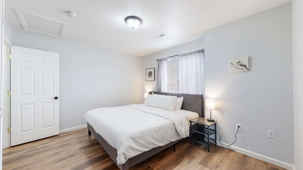 2 Schlafzimmer, Bügeleisen/Bügelbrett, Reisekinderbett, WLAN