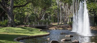 ZenWestralia: Cityscape ~ Balcony ~ Outdoor Dining