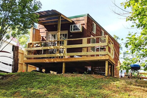 Exterior - Tiny House Glamping at Watts Bar (Spring City)