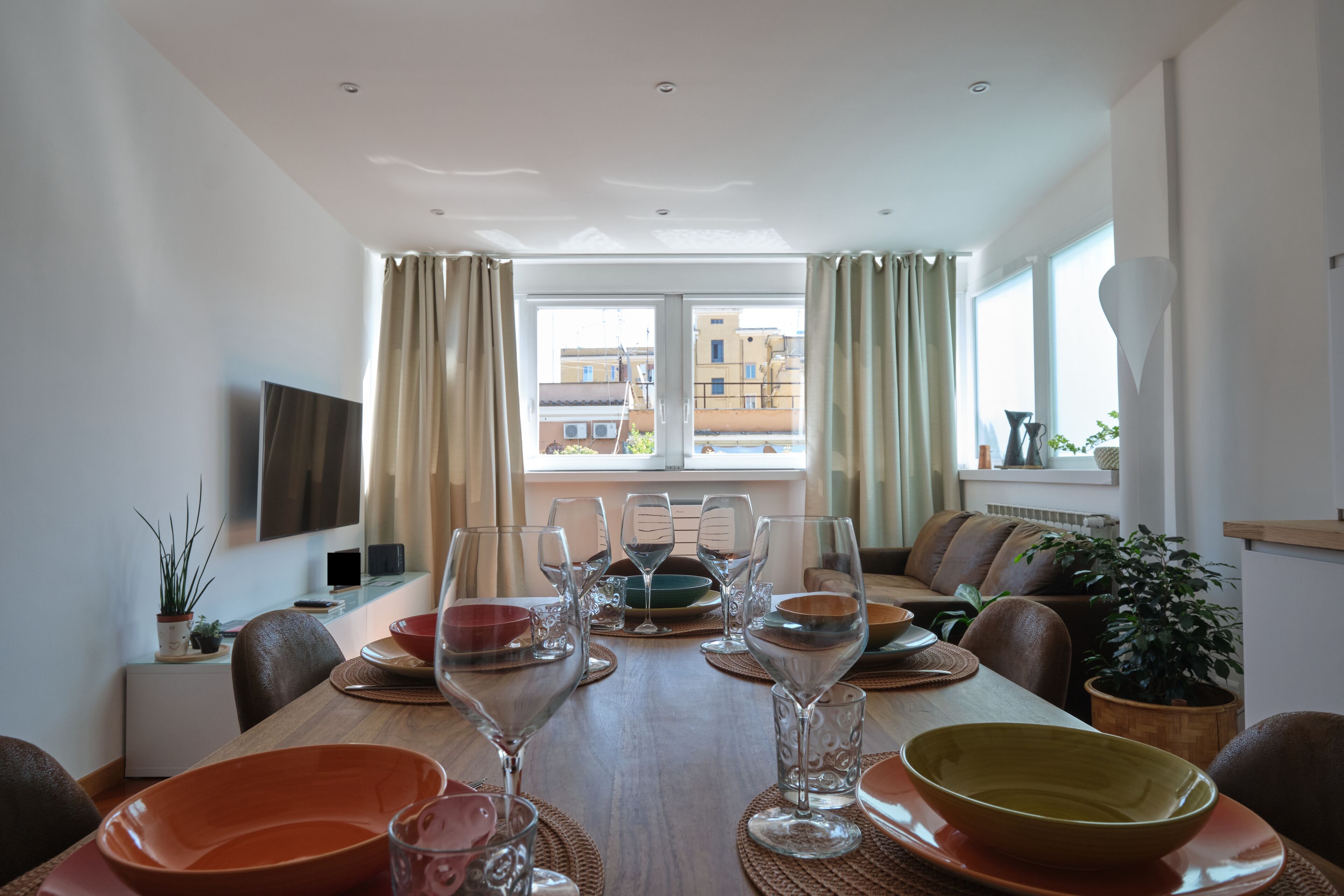 Suite 23 near the Colosseum and the Circus Maximus