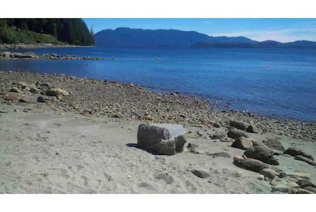 Beach. A Cabin Crafted for Retreat, Celebration & Everyday Getaways