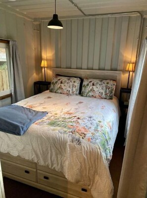 1 chambre, Wi-Fi gratuit, draps fournis
