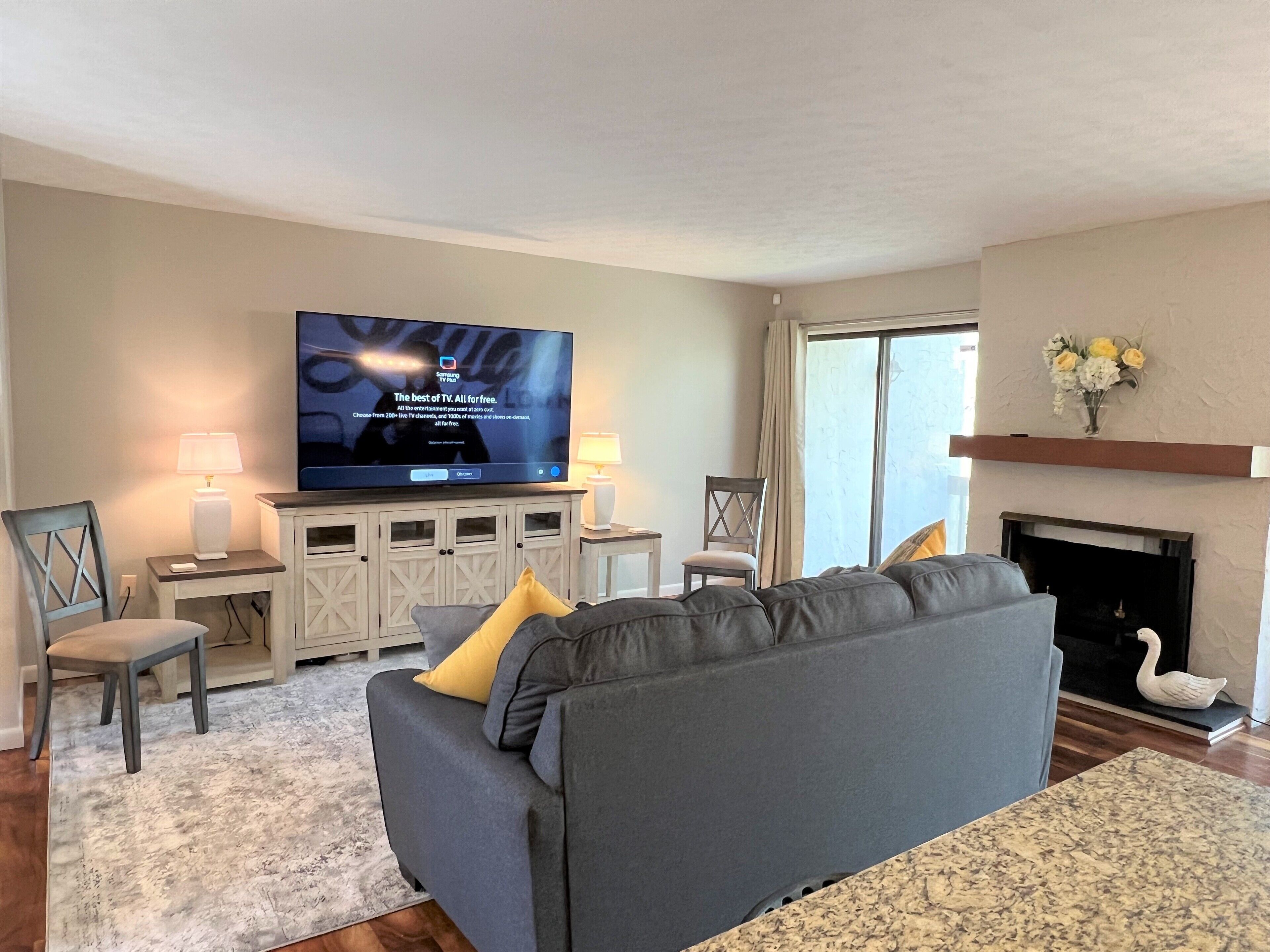 Cozy Cottage located in Sapphire NC