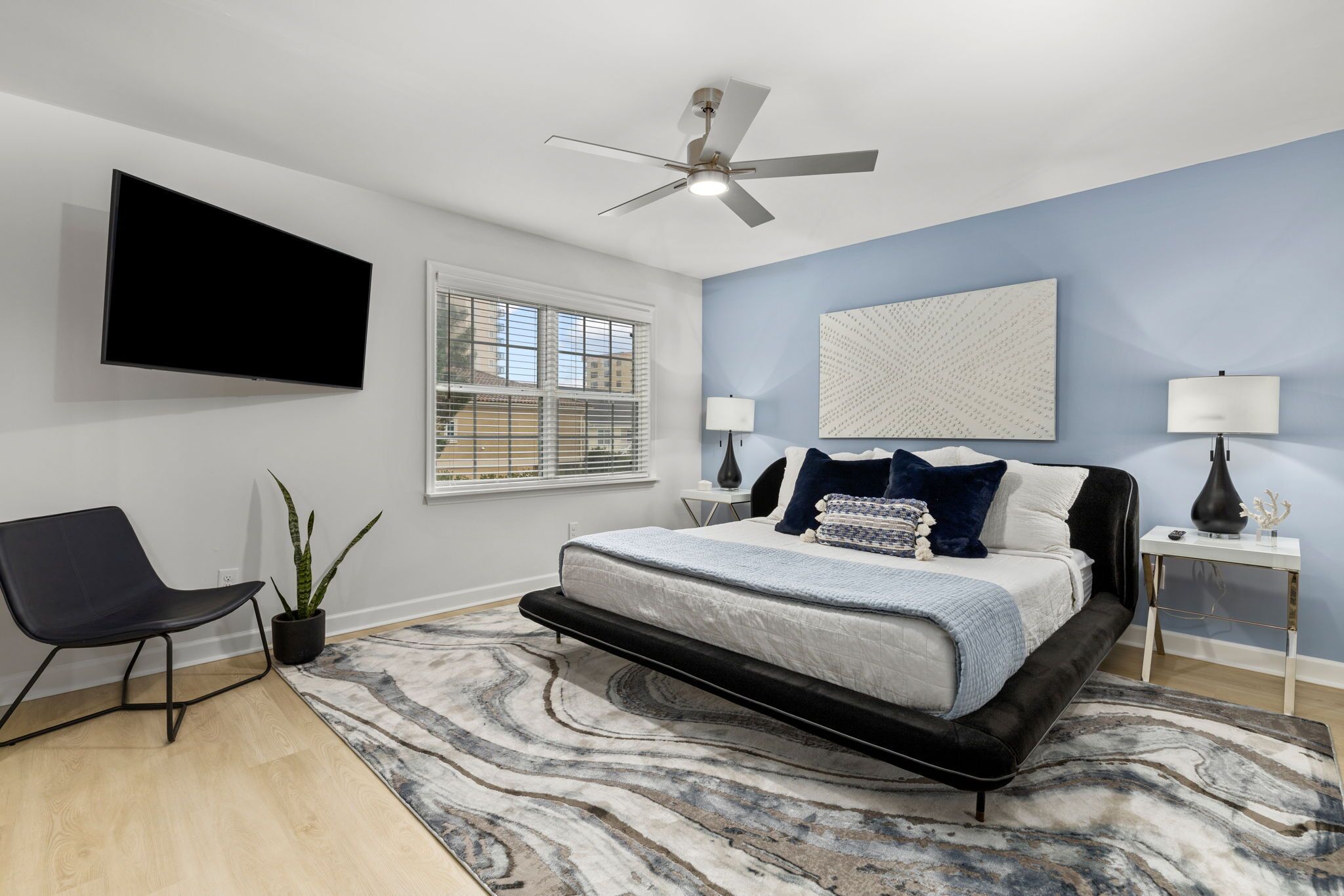 Stranded Modern Retro | 3 Bed, 2.5 Bath