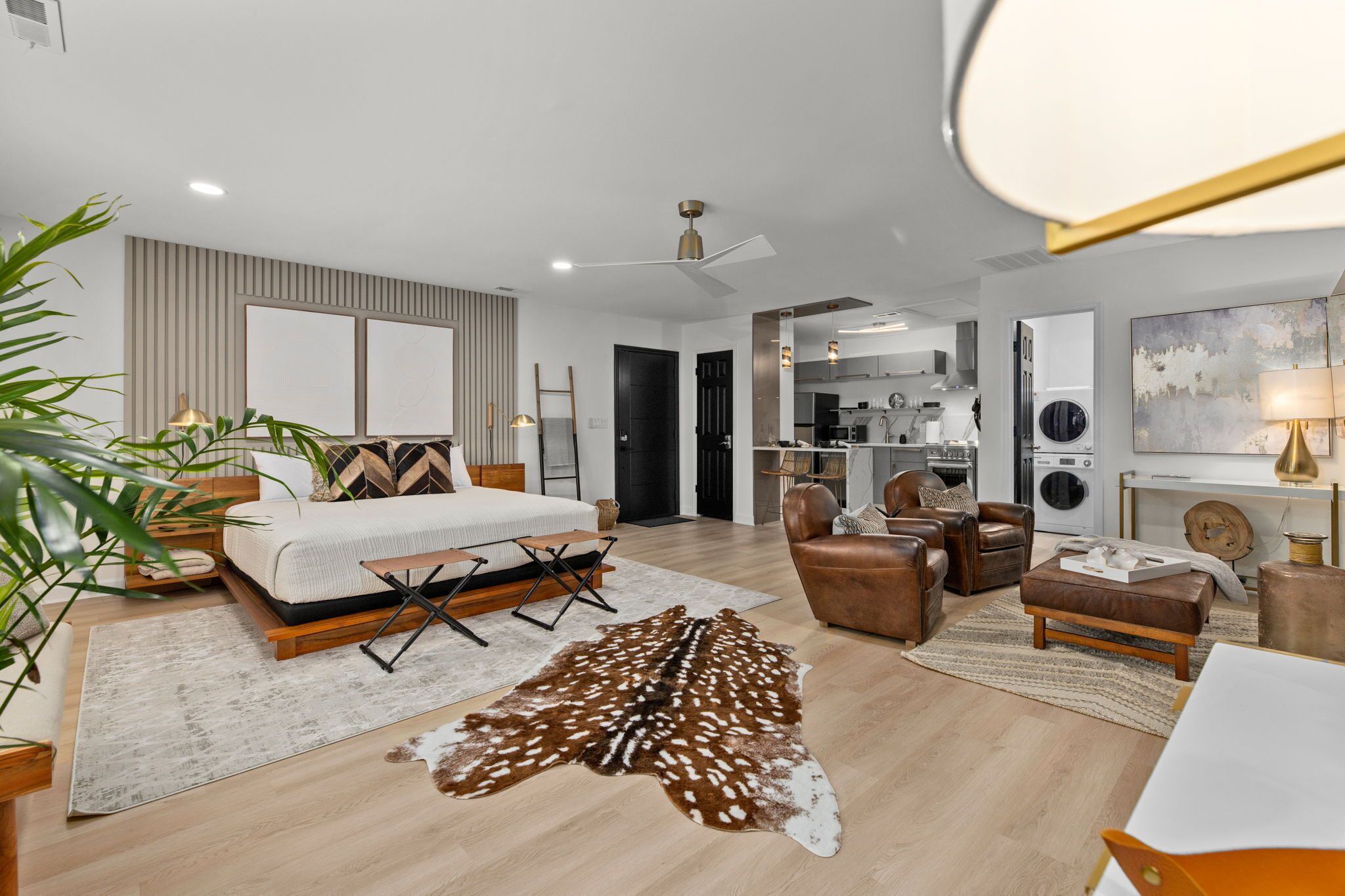 Stranded Modern Lux | 0 Bed, 1 Bath