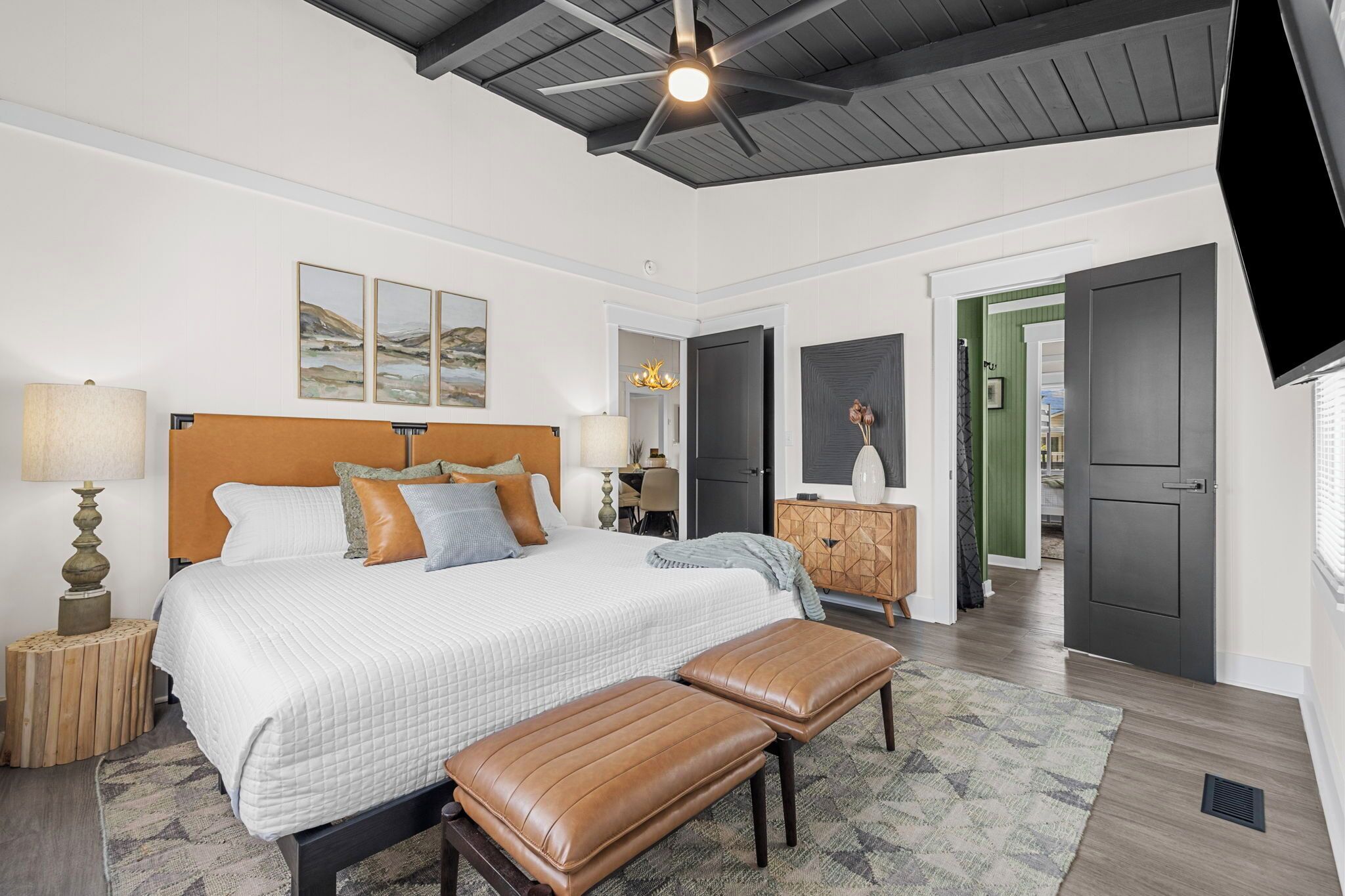 Cabin by the Sea | 5 BR, 3 BA