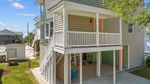 Exterior - 5BR House w/ Pool | Steps to Beach | Aqua Vista (North Myrtle Beach)