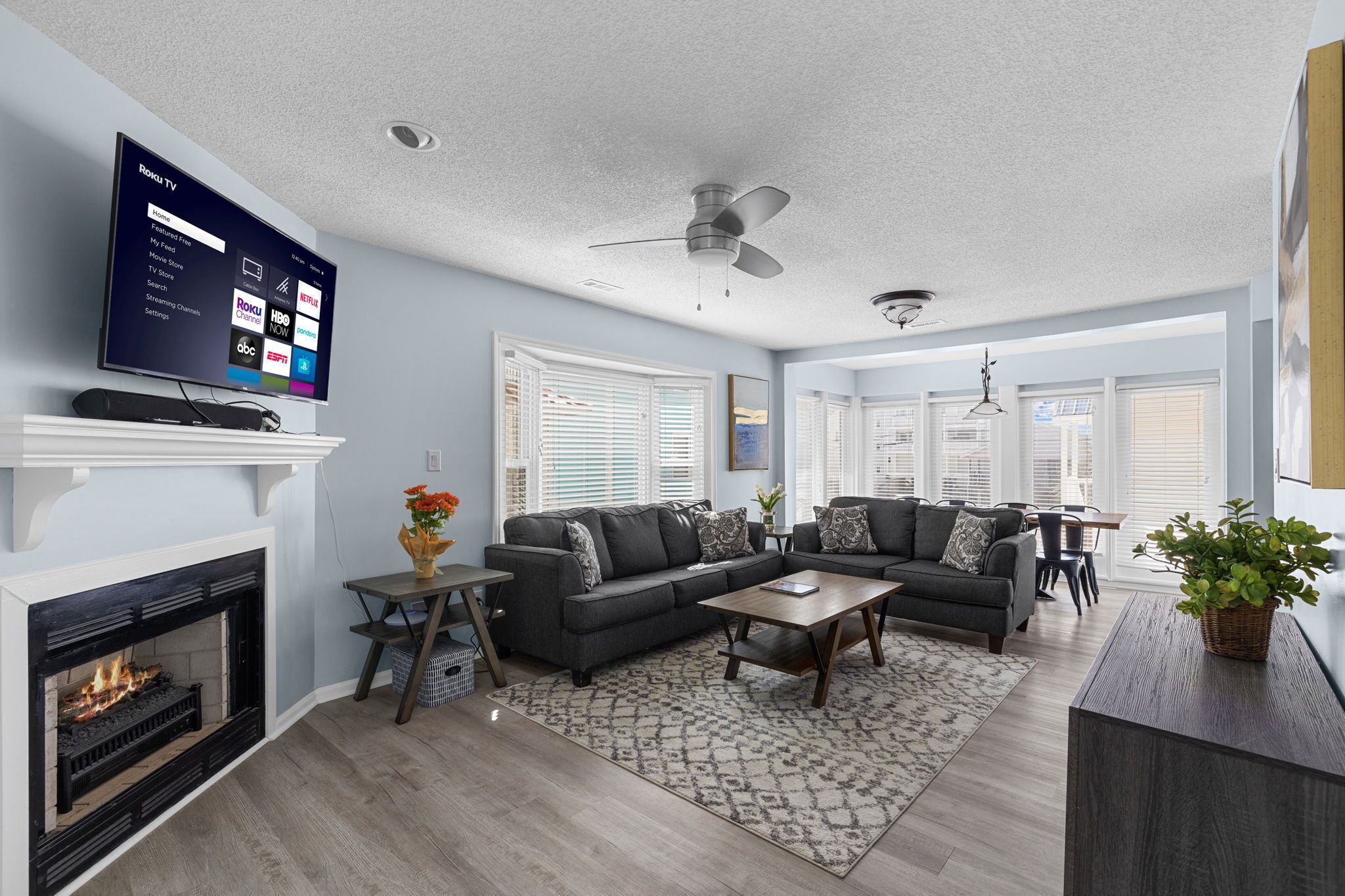 Aqua Vista | 5 Bed, 4 Bath