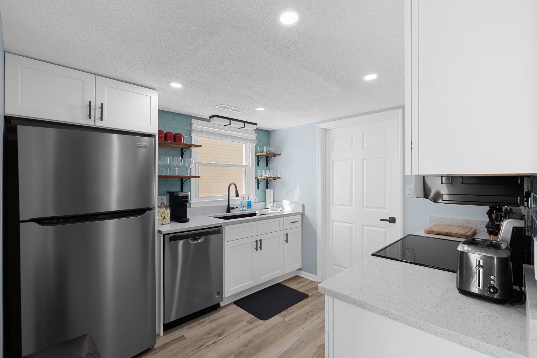 Aqua Vista | 5 Bed, 4 Bath