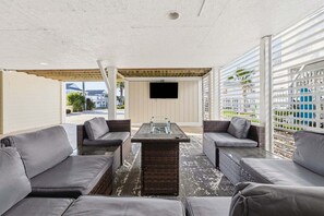 Terrace/patio - Callahan's Castle | 5BR Beach House w/ Heated Pool + Hot Tub (North Myrtle Beach)