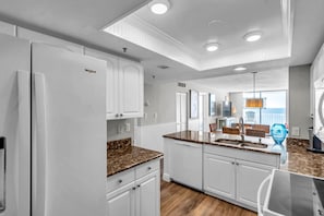 Interior - Beachfront, Balcony, Heated Pool & Spa  (SC1-904) (Indian Shores)