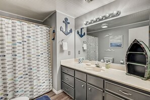 Hair dryer, towels