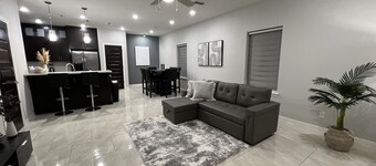 Modern Condon in McAllen