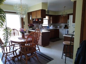 تناول الطعام