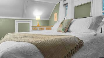 House (Rivers Edge) | Exterior