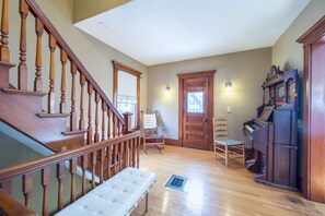 Apartment (Belle Femme) | Exterior - Belle Femme (Salem)