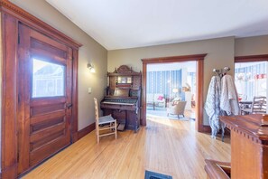 Apartment (Belle Femme) | Exterior - Belle Femme (Salem)