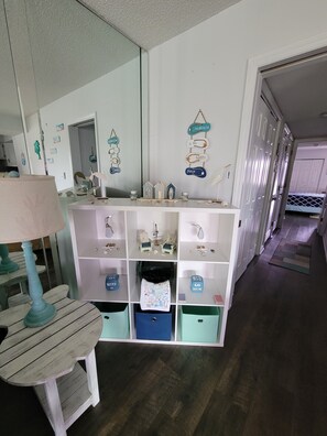 Interior - Rest & recharge, close to the beach! Spacious condo for a beach getaway! (Little River)