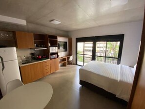 1 bedroom, iron/ironing board, WiFi