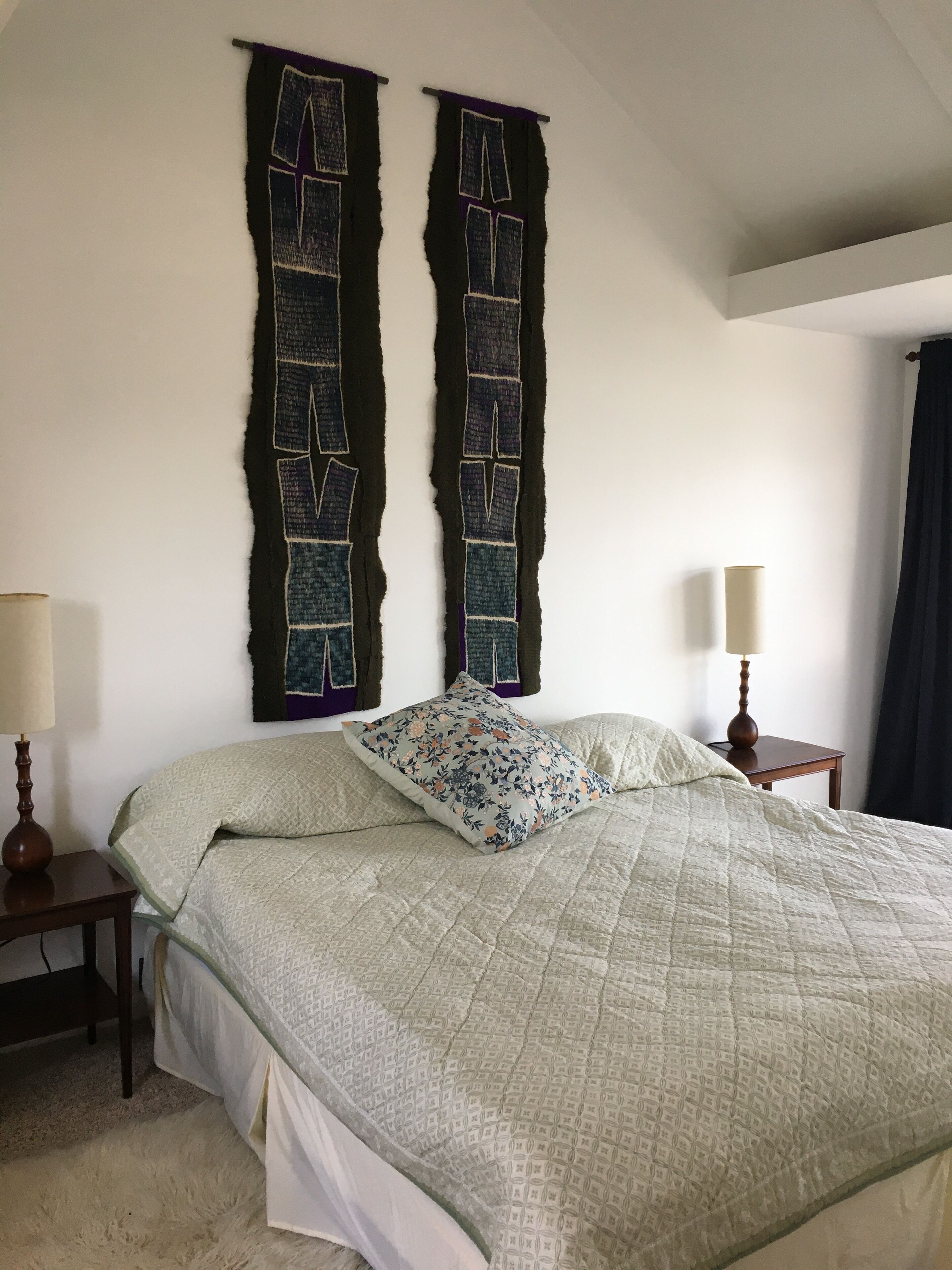 Brilliant Birdwatching, heated pool, gardens, beach, trails, wineries.